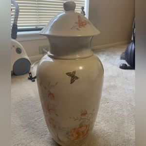 Pine Spring ceramics 1985 Ginger vase